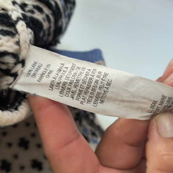 L.L. Bean Cream and Black Blue Nordic Fair Isle 100% Lambswool Cardigan Sz XL Wo - Picture 4 of 17